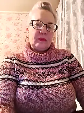 Snapshot of Cerd_Ayaz chatting on December 2025 11:12:01 PM Cerd Ayaz online show from December 2025 11:12:01 PM