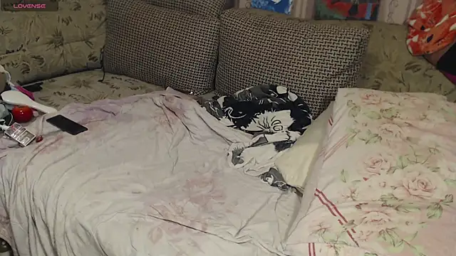 Snapshot of FancyLily chatting on February 2025 06:40:02 PM FancyLily online show from February 2025 06:40:02 PM