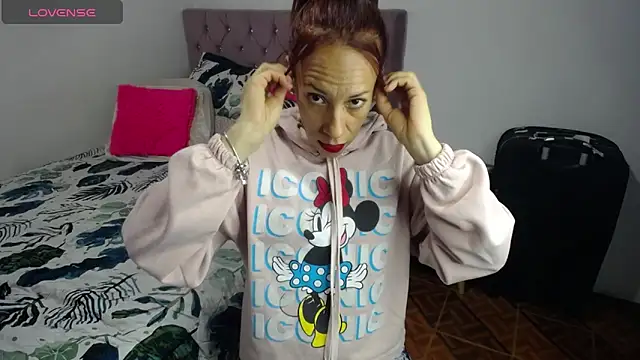 cristin doll  online show from February 2025 09:43:01 PM