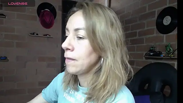 cristin doll  online show from April 2026 03:19:02 PM