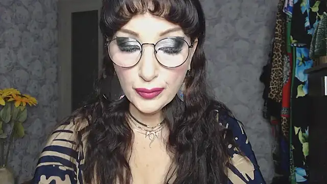 Aziza1 online show from October 2025 02:47:02 PM