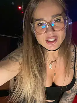 Etwas neugierig online show from January 2026 02:12:02 PM