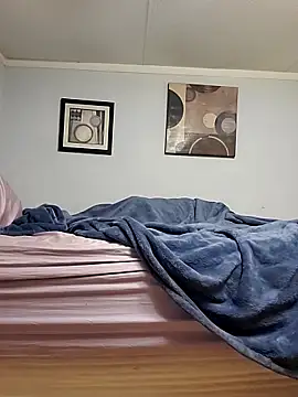 Snapshot of MaddyC6992 chatting on March 2025 06:46:02 AM MaddyC6992 online show from March 2025 06:46:02 AM