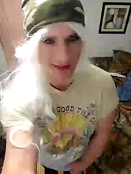 Snapshot of MaddyC6992 chatting on March 2025 04:34:02 PM MaddyC6992 online show from March 2025 04:34:02 PM