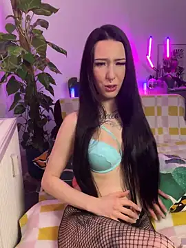 Snapshot of Trixie-Tainted chatting on February 2025 06:56:02 PM Trixie-Tainted online show from February 2025 06:56:02 PM