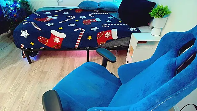 CranberryHot online show from February 2026 08:24:01 AM