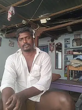 Snapshot of rohanhotguy chatting on February 2026 08:32:02 AM rohanhotguy online show from February 2026 08:32:02 AM