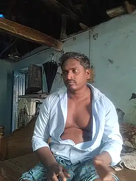 Snapshot of rohanhotguy chatting on February 2026 06:46:01 AM rohanhotguy online show from February 2026 06:46:01 AM