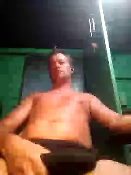 Snapshot of Alvaro2017 chatting on February 2025 12:15:01 AM Alvaro2017 online show from February 2025 12:15:01 AM