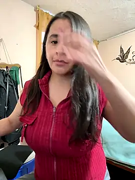 latinfemale online show from November 2025 10:26:01 PM