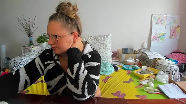 Snapshot of IamYourNarcotic chatting on November 2025 10:48:02 AM IamYourNarcotic online show from November 2025 10:48:02 AM