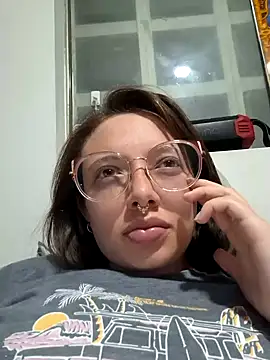 linda-schmidt online show from January 2025 04:04:01 AM