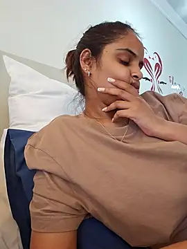 Snapshot of DirtySnowball69 chatting on December 2024 01:25:01 PM DirtySnowball69 online show from December 2024 01:25:01 PM