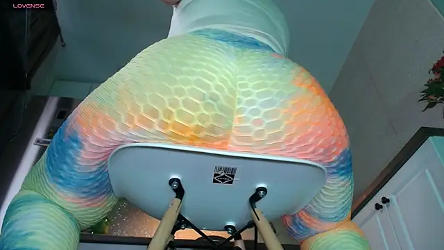 Snapshot of HotTiffani chatting on March 2025 12:11:02 PM HotTiffani online show from March 2025 12:11:02 PM