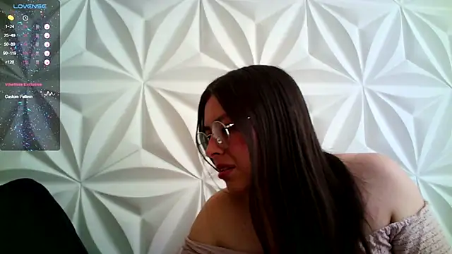 jerryandjessica online show from October 2025 03:01:01 PM