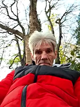 Snapshot of InMeinenMund chatting on November 2025 09:41:01 AM InMeinenMund online show from November 2025 09:41:01 AM