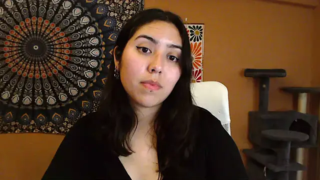 Snapshot of IntimateTales chatting on March 2025 05:07:02 PM IntimateTales online show from March 2025 05:07:02 PM