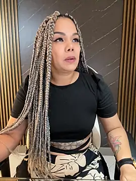 Snapshot of KellyBrooklyn_ chatting on October 2025 12:39:01 PM KellyBrooklyn online show from October 2025 12:39:01 PM