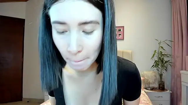 Snapshot of macarena_vallejo chatting on September 2025 02:56:02 AM macarena vallejo online show from September 2025 02:56:02 AM