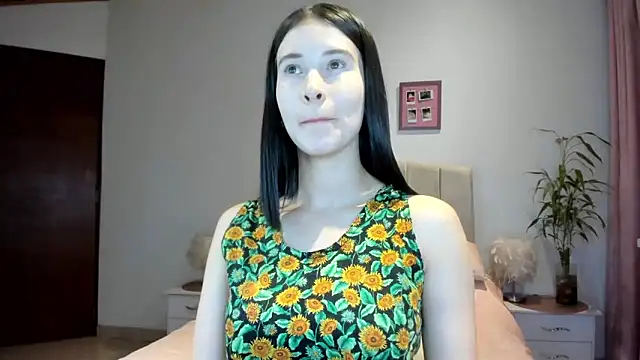 macarena vallejo online show from November 2025 03:28:02 AM