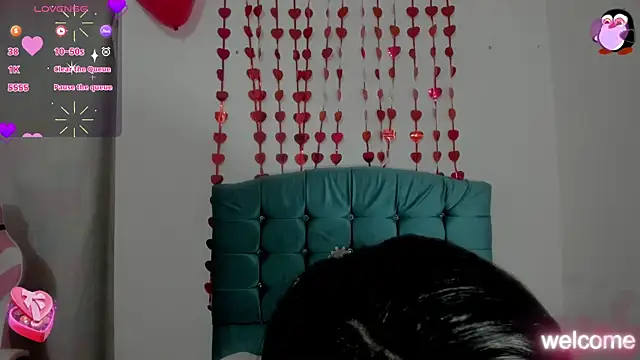 Snapshot of Anal_Milky_Momma chatting on February 2025 02:33:01 PM Anal Milky Momma online show from February 2025 02:33:01 PM