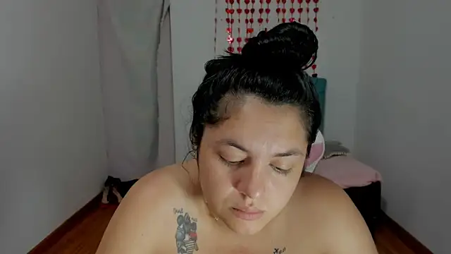 Snapshot of Anal_Milky_Momma chatting on March 2025 08:50:02 PM Anal Milky Momma online show from March 2025 08:50:02 PM