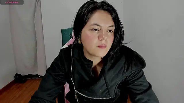 Snapshot of Anal_Milky_Momma chatting on March 2025 01:21:02 AM Anal Milky Momma online show from March 2025 01:21:02 AM