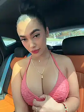 Snapshot of emma_andrew1 chatting on February 2026 03:49:02 PM emma andrew1 online show from February 2026 03:49:02 PM