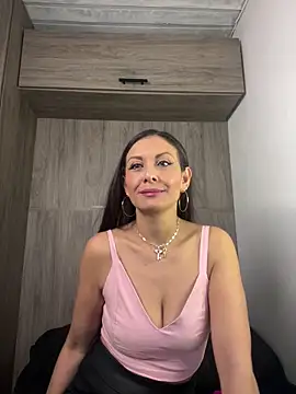 Swetisabella01 online show from February 2026 04:13:02 PM