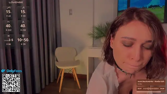 Snapshot of lanabosch chatting on February 2025 09:50:02 PM lanabosch online show from February 2025 09:50:02 PM