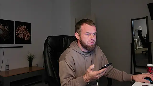 Tommy Burnz online show from December 2025 08:10:02 AM