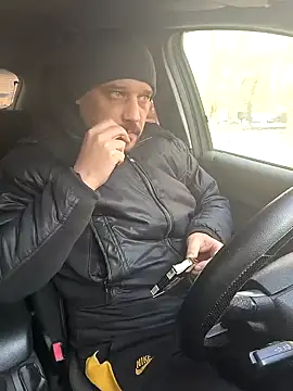 Snapshot of DanielOhCool chatting on February 2025 10:53:01 AM DanielOhCool online show from February 2025 10:53:01 AM