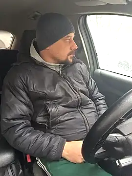 Snapshot of DanielOhCool chatting on February 2025 05:51:02 AM DanielOhCool online show from February 2025 05:51:02 AM