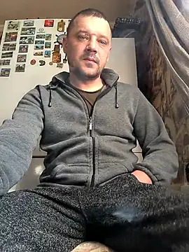 Snapshot of DanielOhCool chatting on February 2025 07:31:01 AM DanielOhCool online show from February 2025 07:31:01 AM