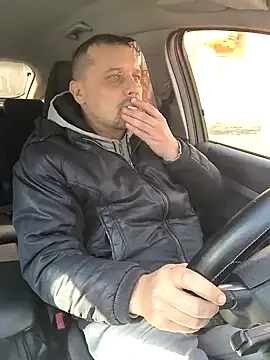 Snapshot of DanielOhCool chatting on February 2025 10:59:01 AM DanielOhCool online show from February 2025 10:59:01 AM