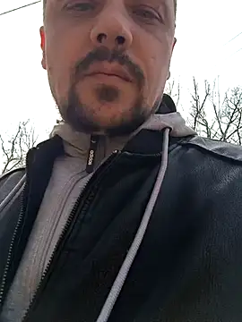 Snapshot of DanielOhCool chatting on March 2025 11:12:02 AM DanielOhCool online show from March 2025 11:12:02 AM