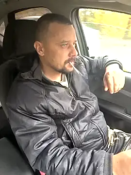 Snapshot of DanielOhCool chatting on October 2025 11:30:01 AM DanielOhCool online show from October 2025 11:30:01 AM