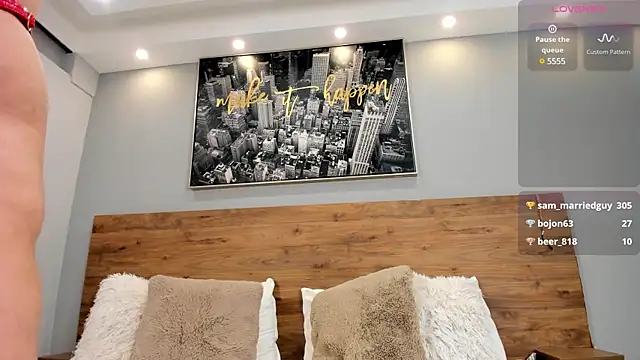 Snapshot of Samara_Eyes chatting on December 2024 03:58:02 AM Samara Eyes online show from December 2024 03:58:02 AM