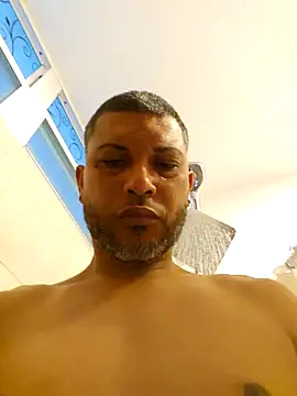 Snapshot of tropikboy chatting on May 2026 09:58:02 AM tropikboy online show from May 2026 09:58:02 AM