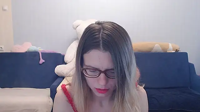 night is dark online show from December 2025 01:59:02 PM