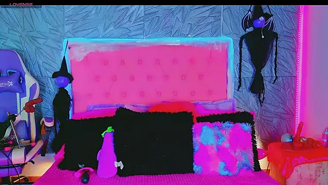 macasweet online show from October 2025 09:53:02 PM