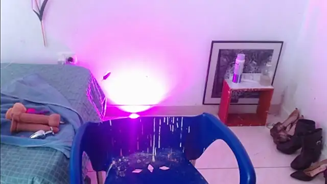 Snapshot of keyklin1 chatting on February 2026 12:02:01 PM keyklin1 online show from February 2026 12:02:01 PM