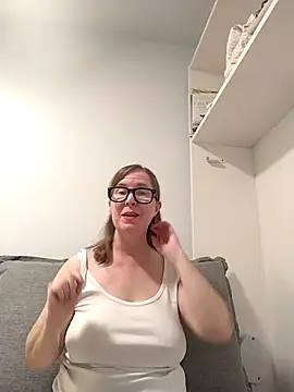 SweetandNaughty1 online show from October 2025 09:19:02 PM