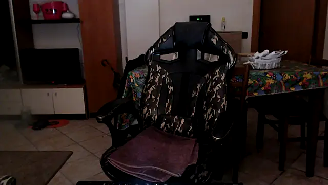 Snapshot of ADELE30 chatting on December 2024 10:08:02 PM ADELE30 online show from December 2024 10:08:02 PM