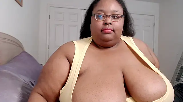 Loves Aura online show from January 2025 01:54:01 AM