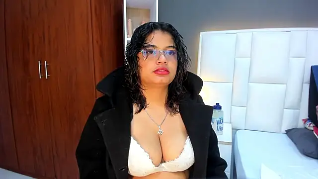 yeral2017 online show from February 2026 01:29:01 PM