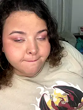 Snapshot of valentinny chatting on November 2025 12:31:02 AM valentinny online show from November 2025 12:31:02 AM