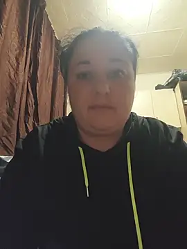 AleshaArabian online show from May 2026 07:22:02 PM