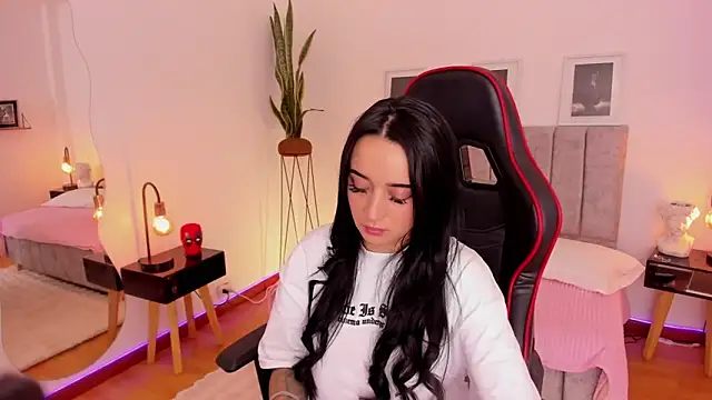 EmmyEvans1 online show from January 2025 07:38:01 PM