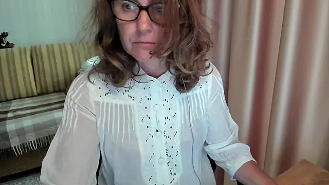 lauraoven online show from July 2026 09:59:01 AM